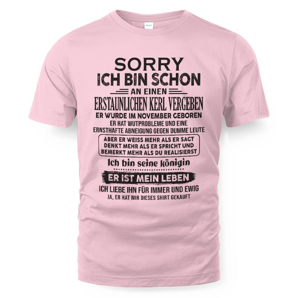 November - Toller Freund, geboren im November - Besonderes Geschenk für deine Freundin - TOP11 (SKU04-136-11)